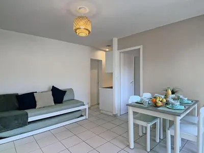 Coin salon dans l'établissement Holiday Home Hameau Océan-1 by Interhome