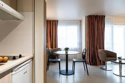 Cuisine ou kitchenette dans l'établissement Escale Oceania Pornichet La Baule