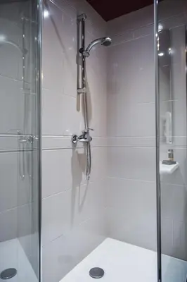 Salle de bains dans l'établissement Domaine de La Ferrière