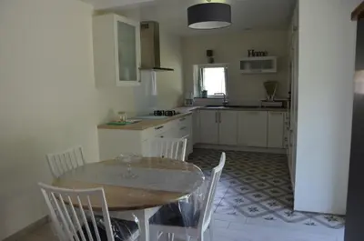 Cuisine ou kitchenette dans l'établissement La Remise 4 étoiles