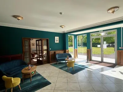 Coin salon dans l'établissement Hôtel de la Marine