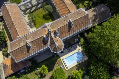 Jardin de l'établissement La Maison D'Olivier