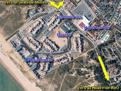 Vue générale sur la mer ou vue sur la mer prise depuis l'appartement