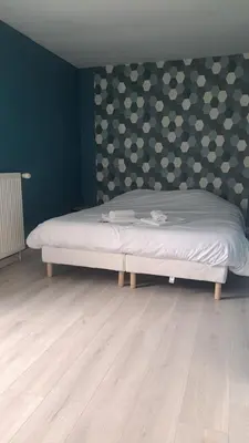 Un ou plusieurs lits dans un hébergement de l'établissement 20 min Puy du F ou maison entiere 3 chambres 9 personnnes MAULEON