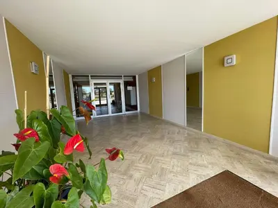 Plan de l'établissement Appartement familial à 50m de la plage avec parking privé, balcon et lave-linge - FR-1-224C-60
