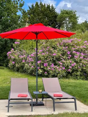 Jardin de l'établissement Les Arbres Rouges
