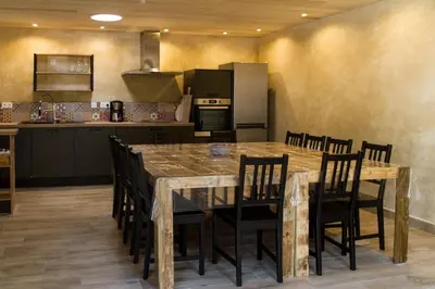 Cuisine ou kitchenette dans l'établissement Le Puy Carmin - Chambre d'hôtes avec jacuzzi