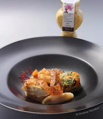 Nourriture dans l'hôtel ou à proximité