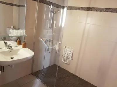 Salle de bains dans l'établissement Hôtel Le Sainte Florence
