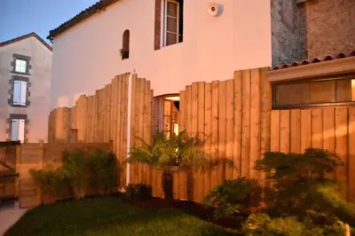 Jardin de l'établissement Les Maillettes