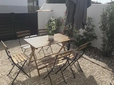 Terrasse ou espace extérieur de l'établissement La Cabane Manon