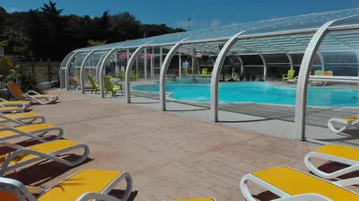 Piscine de l'établissement Camping Le Bois Verdon ou située à proximité