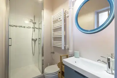 Salle de bains dans l'établissement Le Gatsby by Cocoonr