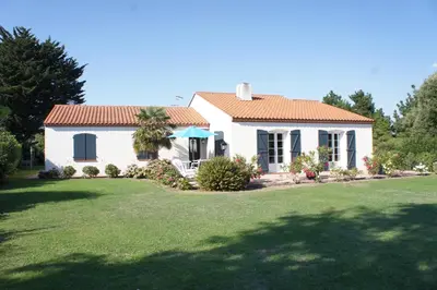 Jardin de l'établissement Entre Terre et Mer