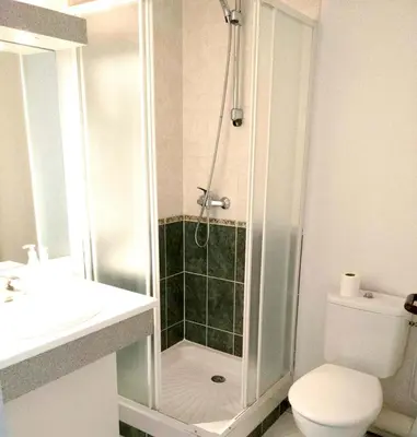 Salle de bains dans l'établissement Hotel La Bosselle