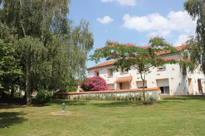 Jardin de l'établissement Clos Du Marais
