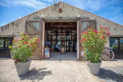 Façade ou entrée de l'établissement Camping RCN La Ferme du Latois