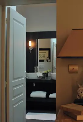 Salle de bains dans l'établissement Domaine de la Soucherie - Chambres d'hôtes