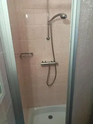 Salle de bains dans l'établissement Entre mûres et châtaignes