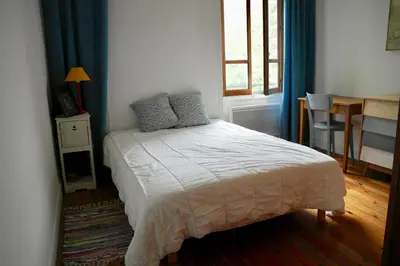 Un ou plusieurs lits dans un hébergement de l'établissement 700m de la plage des Dames - Maison pour 9