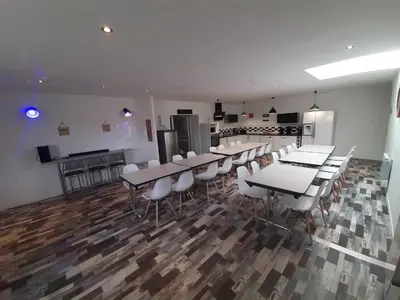 Cuisine ou kitchenette dans l'établissement Gite de la Mariée à 7mn du puy du F0U