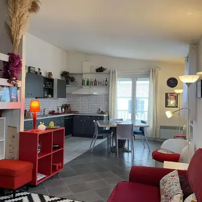 Appartement lumineux 3 pièces près plage des Dames - FR-1-224B-179