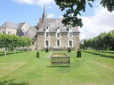 Jardin de l'établissement Grange du Plessis
