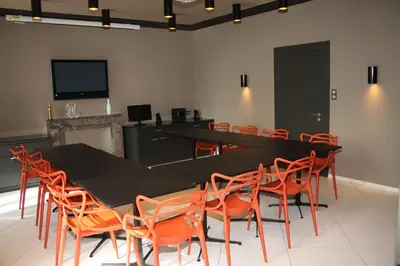 Espace de conférence ou salle de réunion dans l'établissement Maison Marie Barrault