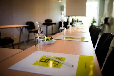 Restaurant ou autre lieu de restauration dans l'établissement La Croix Verte - Le Relais des Moulins