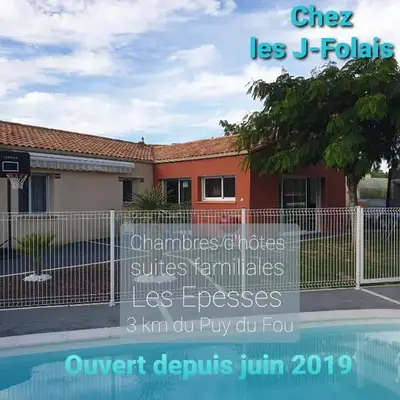 Chez les J-FOLAIS -Les Epesses - 3 kms Puy duFou