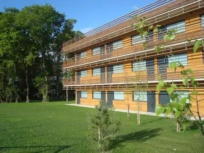 Jardin de l'établissement Hôtel Anaïade, The Originals City, Saint-Nazaire Pornichet