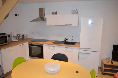 Cuisine ou kitchenette dans l'établissement Logement Vendée