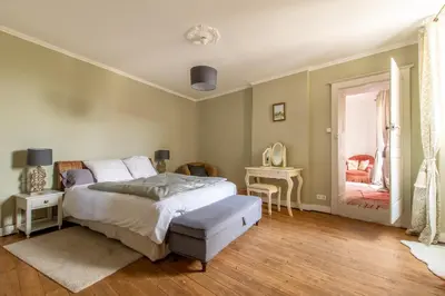 Un ou plusieurs lits dans un hébergement de l'établissement La Maison Haute