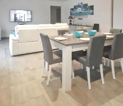 Coin salon dans l'établissement Villa charmante avec piscine privée à Saint-Jean-de-Monts