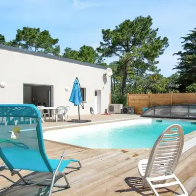 Villa charmante avec piscine privée à Saint-Jean-de-Monts
