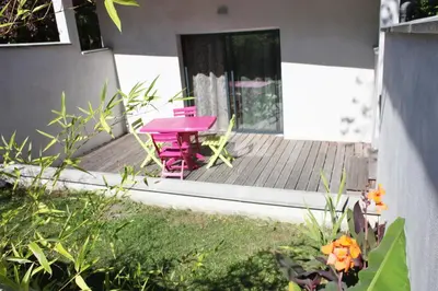 Jardin de l'établissement Résid'Spa Loire & Sèvre