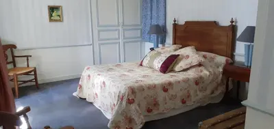 Un ou plusieurs lits dans un hébergement de l'établissement Château des Bretonnières sur vie - Maison d'hôtes et gîte 4 personnes