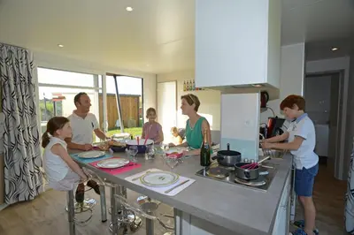Clients de l'établissement Les Roulottes & Cottages du Moulin