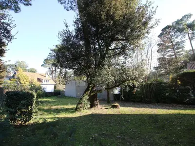 Jardin de l'établissement Maison familiale à 750m de la plage, jardin et parking privé - FR-1-364-84