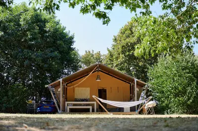 Jardin de l'établissement Glamping Vendée
