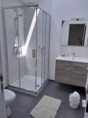 Salle de bains dans l'établissement Domaine du Bel Air