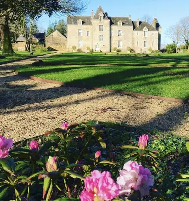 Jardin de l'établissement Château de Cadouzan