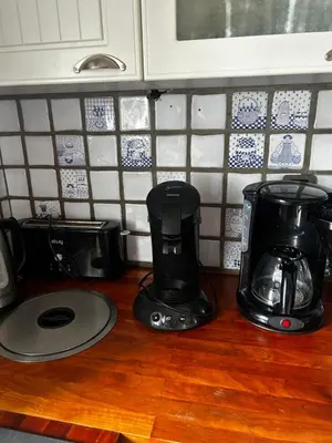Plateau bouilloire dans l'établissement Capeden maison typique