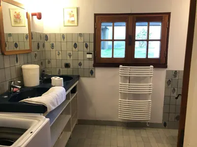 Salle de bains dans l'établissement Capeden maison typique