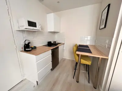 Cuisine ou kitchenette dans l'établissement Lysbed - Desjardins
