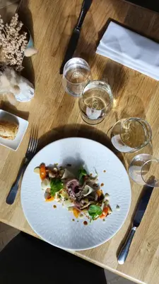 Nourriture dans l'hôtel ou à proximité