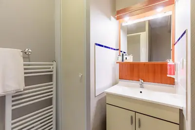 Salle de bains dans l'établissement Appart'City Confort Nantes Cité des Congrès