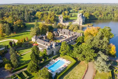 Piscine de l'établissement Hôtel & Spa de La Bretesche ou située à proximité