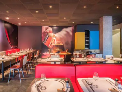 Restaurant ou autre lieu de restauration dans l'établissement ibis Nantes Centre Gare Sud