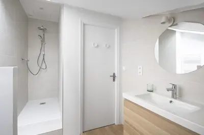 Salle de bains dans l'établissement Le Nao- L'Île Feydeau - 2 chambres de charme
